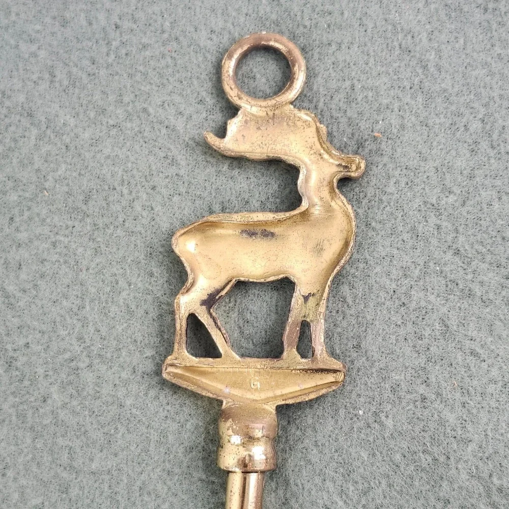 Vintage Deer Stag 19.5 Inch (50cm) Brass Shoehorn Collectible Shoe Horn England